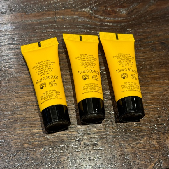 Acqua Di Parma Hand Cream Travel Size 10 ml/ 0.3 oz * 3 pcs - Picture 2 of 2